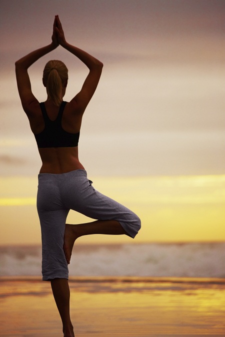 Các bài tập yoga cho ngực nở eo thon còn thực hiện đúng kỹ thuật