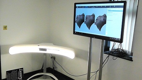 Máy chụp Motiva 3D hiện đại mô phỏng dáng ngực trước và sau phẫu thuật1